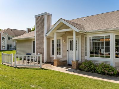 1896 Waterford Pl SW, Rochester, MN, 55902