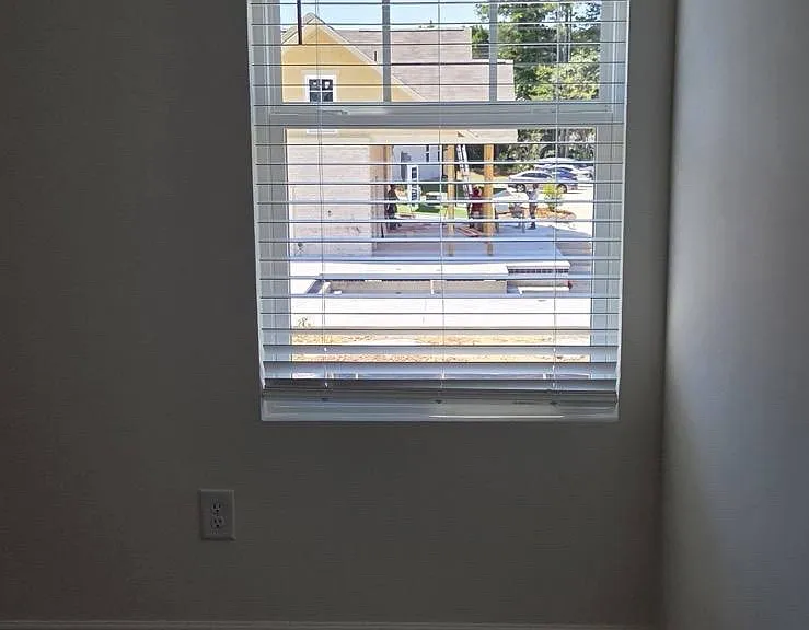 303 Winton Way — Photo 5