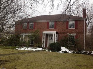 3052 Warrington Rd, Shaker Heights, OH 44120