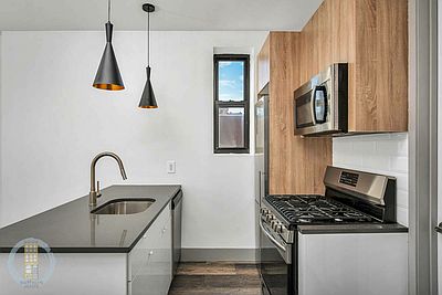 1st image of 1961 Madison Ave #3CC