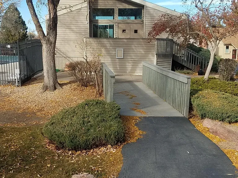 9312 W 87th Pl — Photo 12