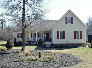 4477 Smokey Rd, Aylett, VA 23009