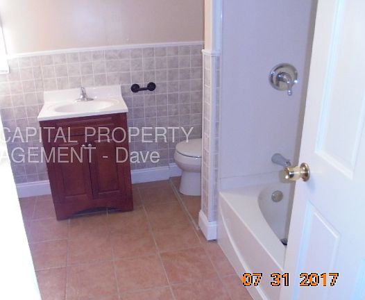 5th image of 1474 Preston Ave
