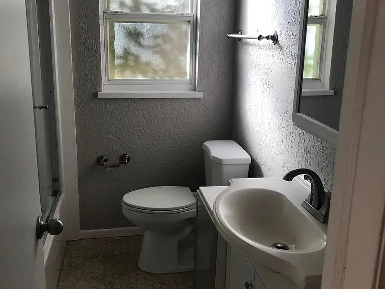 1610 E Ridgewood St — Photo 25