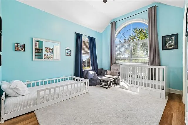 221 Spring Rose Dr — Photo 15