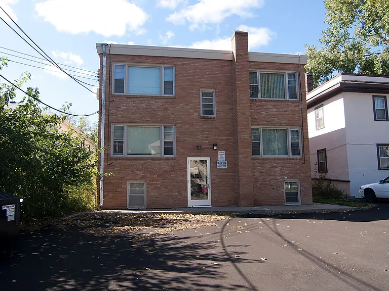 3523 Grand Ave S — Photo 1