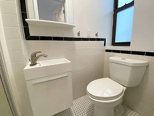 Rented by Highline Residential | media 11