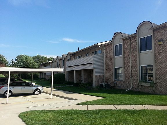 2nd image of 44461 Savery Dr