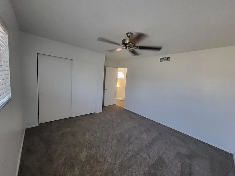 8728 W John Cabot Rd — Photo 25