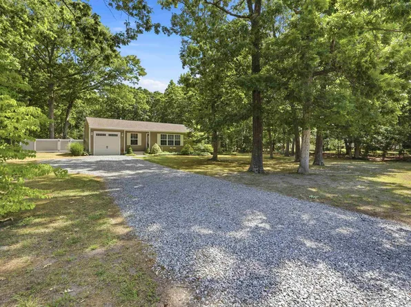 302 Dogwood Ave, Egg Harbor Township, NJ 08234