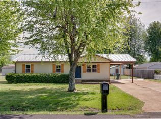606 Beverly Ave, Hohenwald, TN 38462