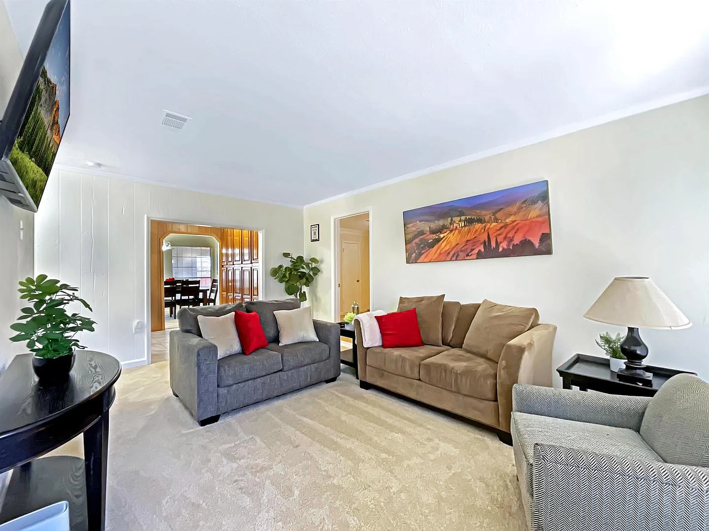 Charming home near Veterans Park — Photo 1