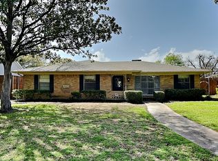 204 Murray Ln, Richardson, TX 75080