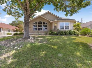 446 Vicksburg Ave, Kerrville, TX 78028