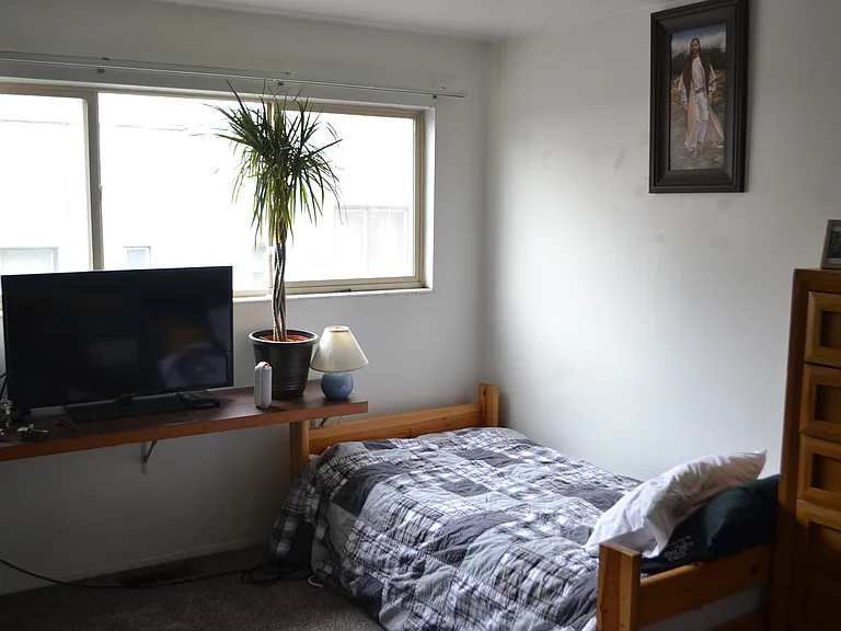 469 N 100 E — Photo 16