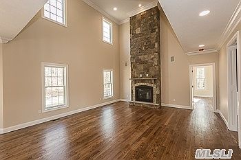 4th image of 103 Silver Beech Lane
