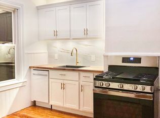 118 Jenkins St FLOOR 2, Providence, RI 02906