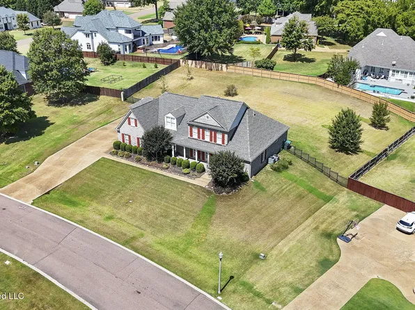 2830 Manning Cir S, Nesbit, MS 38651