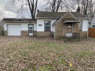 35422 Dewey Dr, Eastlake, OH 44095