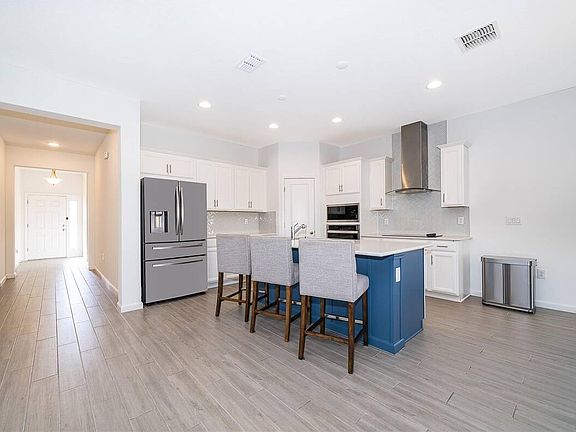 5th image of 2366 White Cedar Way