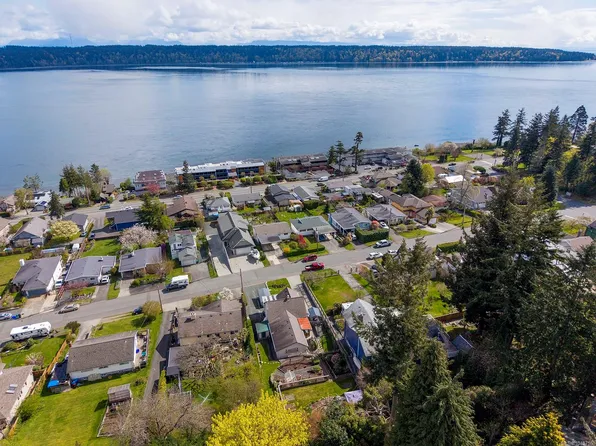 542 Thulin St, Campbell River, BC V9W 2L1