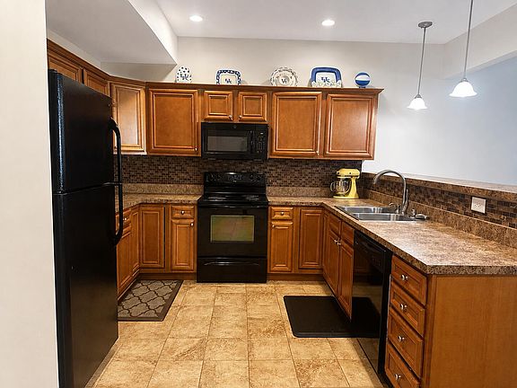 5th image of 1136 Mountain Laurel Way