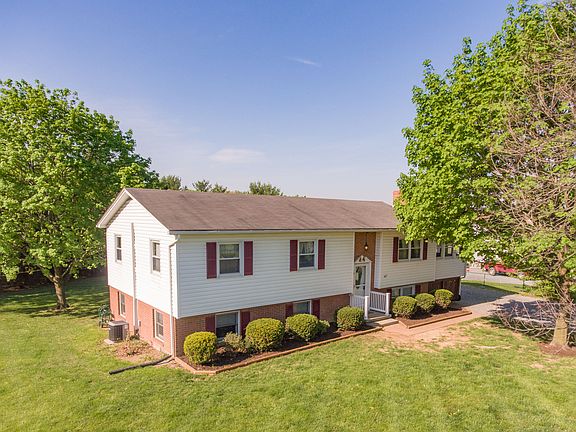 4th image of 108 White Pine Cir