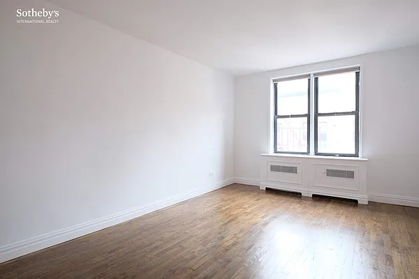 Rented by Sotheby's International Realty | media 26