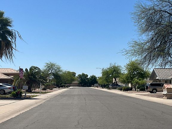 4th image of 847 E Stonewood Dr