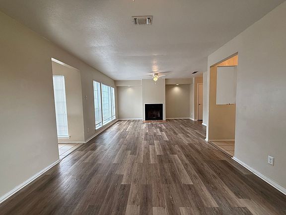 2nd image of 1001 Todd Ln