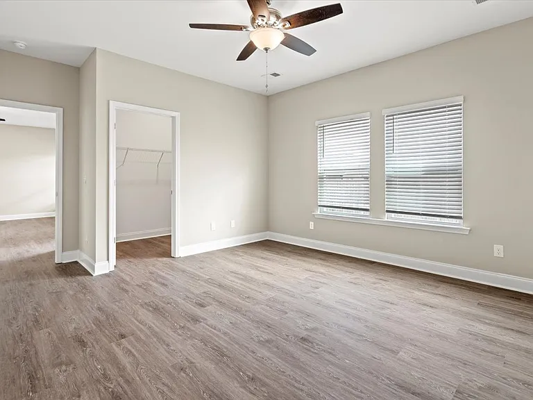 1466 Summergate Dr — Photo 25