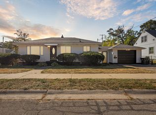 1405 Winchester Dr, Muskegon, MI 49441