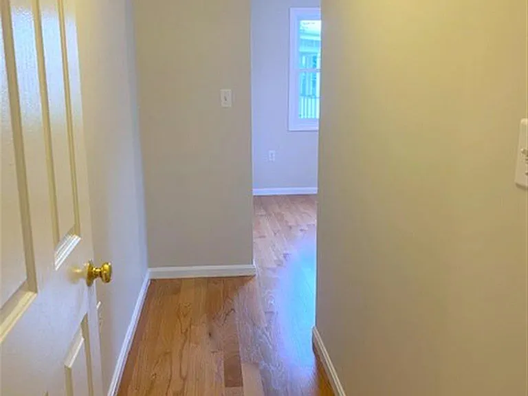 64 Cedar St — Photo 16