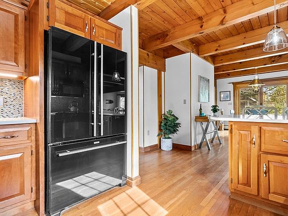 5th image of 15 Harrison St Unit 15