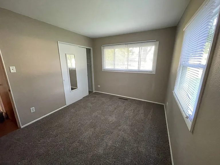 2208 Carlisle Rd — Photo 9