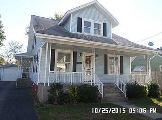 161 Harris St, Pawtucket, RI 02861