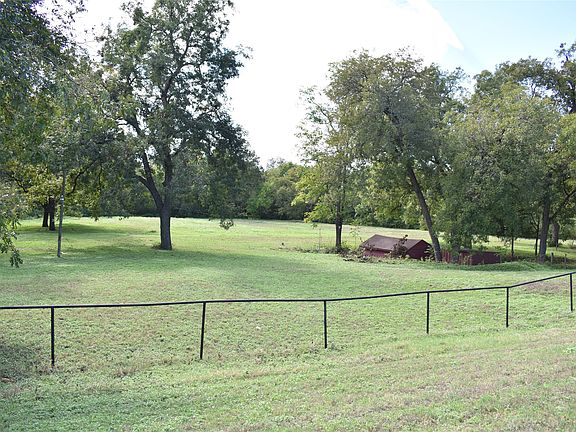 3rd image of 3933 Lawnview Ave