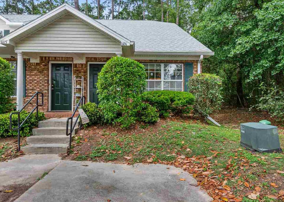 1st image of 2738 W Tharpe St APT 1606
