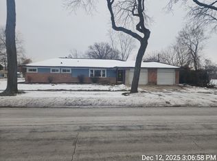 289 Westwood Dr, Park Forest, IL