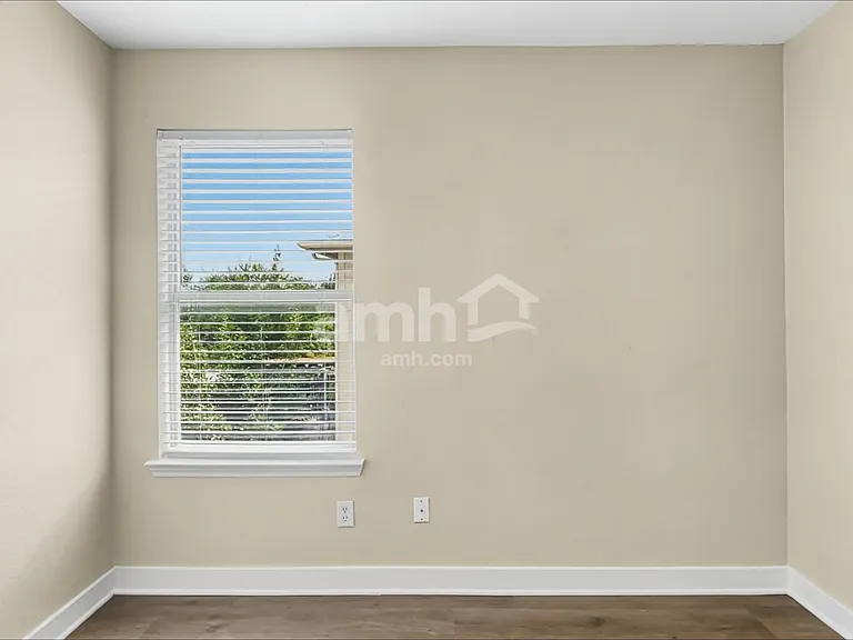 7522 Drake Cyn — Photo 15