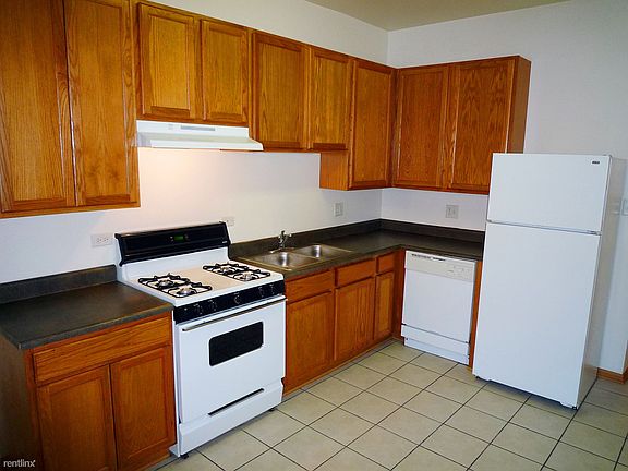 4th image of 2147 N Humboldt Blvd