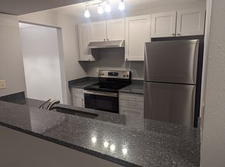 6700 NE 182nd St APT D106, Kenmore, WA 98028