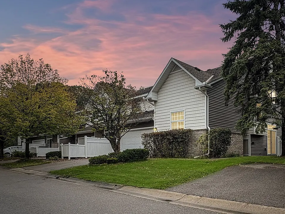 8349 Kimball Dr