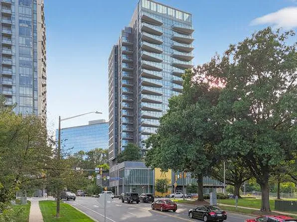 7887 Jones Branch Dr Unit 1904, McLean, VA 22102