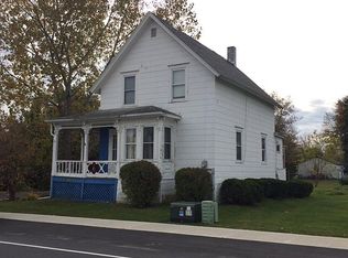 81 Pratt St, Rouses Pt, NY 12979