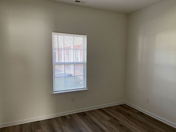 5th image of 7072 Somerset Springs Dr