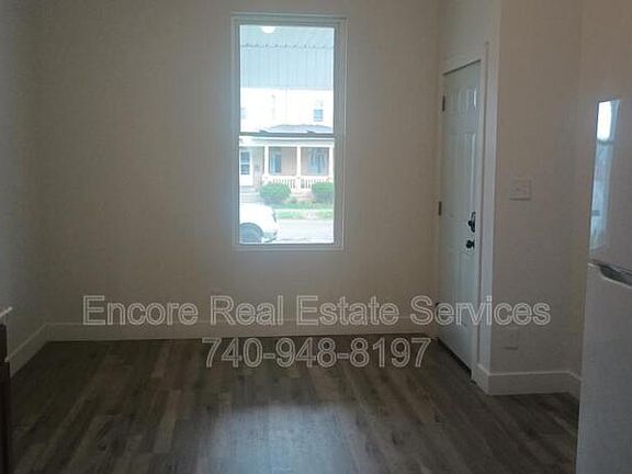 5th image of 325 Hudson Ave APT G