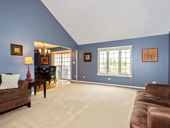 4th image of 16333 Lakeside Dr
