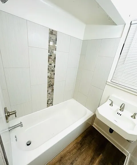 1299 N Linden Ave — Photo 11