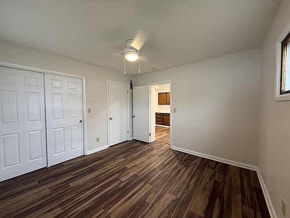 5th image of 211 E Park St